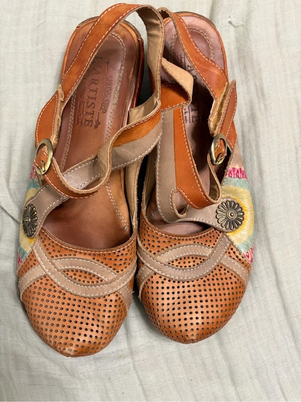 L’Artiste by Spring Step Parkway tan leather wedge Mary Jane’s size 39/9